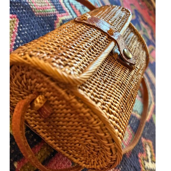 Unbranded Handbags - Handwoven Rattan Wicker Crossbody Bag Artisan Made Leather Strap